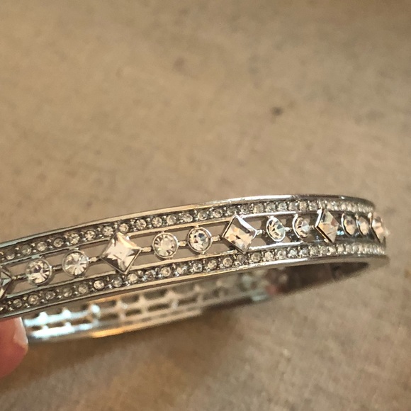Art Deco Crystal Hinged Bracelet - Picture 3 of 5
